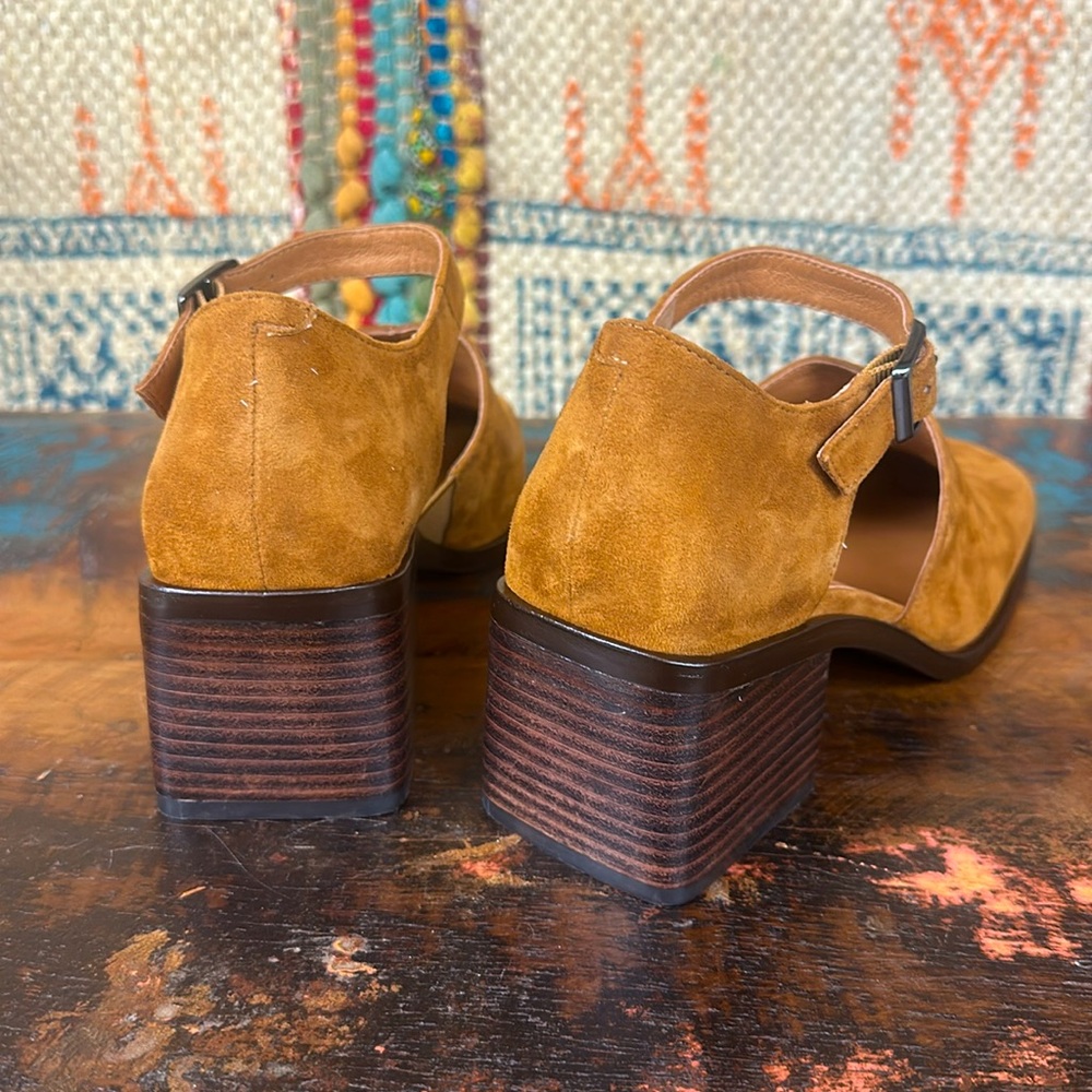 Trendy “Marty Shoes” by INTENTIONALLY BLANK. New in box. - Picture 8 of 8